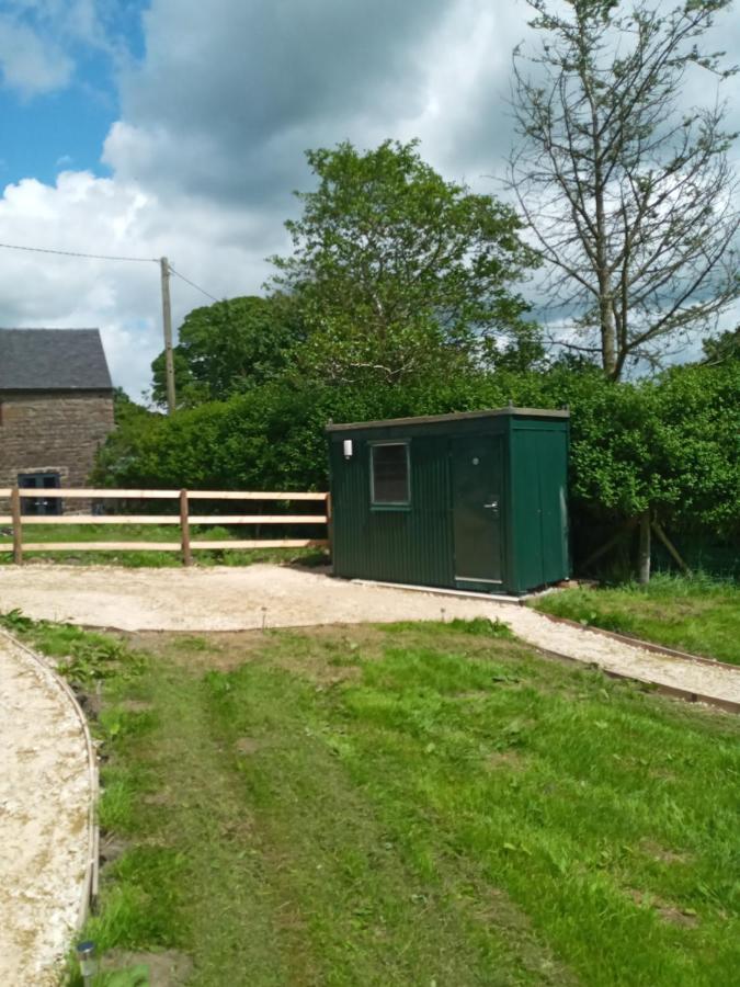 Orchard Meadow Shepherd Huts Leek-Buxton-Ashbourne Upper Elkstone Экстерьер фото